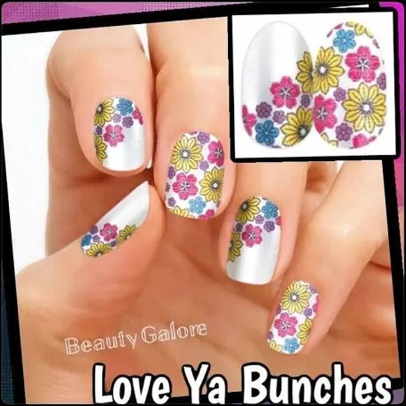 NEW Color Street Bundle Retired Sets As it Ferns Out and  Love Ya Bunches - Picture 9 of 9